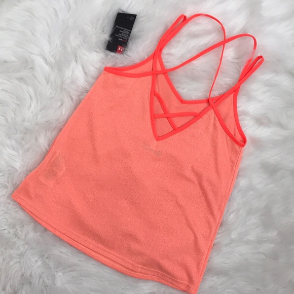 ๐ธ 2 for $30 ๐ธ Under Armour tank top - Picture 2 of 4